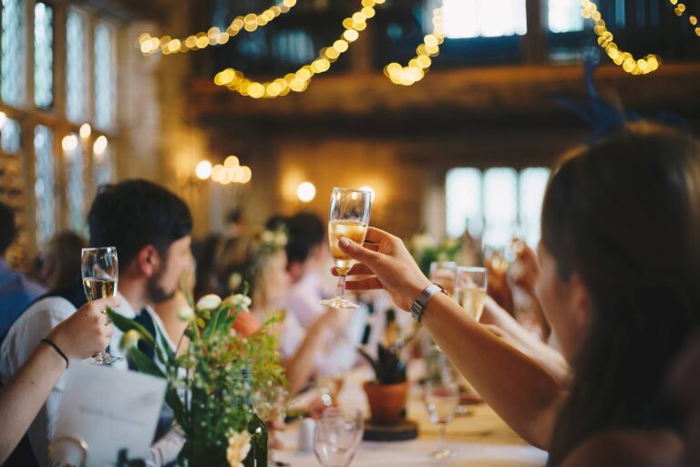 How To Have A Budget Friendly Wedding Reception - The Thrifty Bride